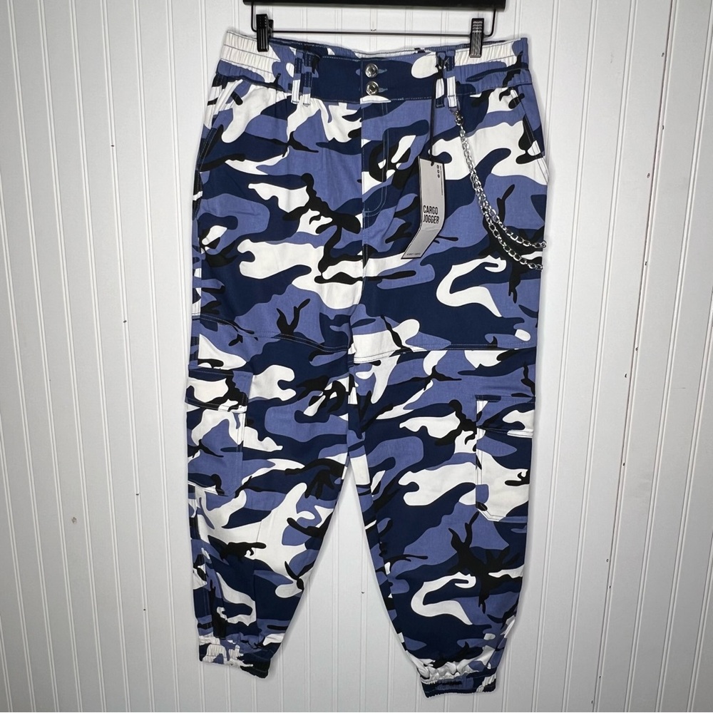 NWT Almost Famous BDU Military Camouflage Camo Cargo Joggers with Chain Size 1X